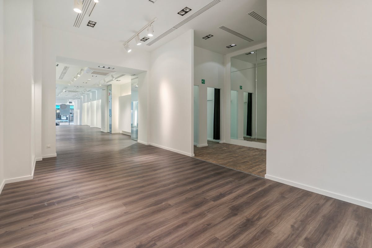 Handelspand (pop-up) van ca. 140 m² op topligging in Roeselare - foto 5