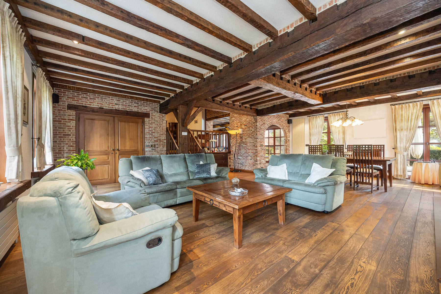 Charmante villa op hoekperceel van 2.295 m² met prachtige tuin - foto 5
