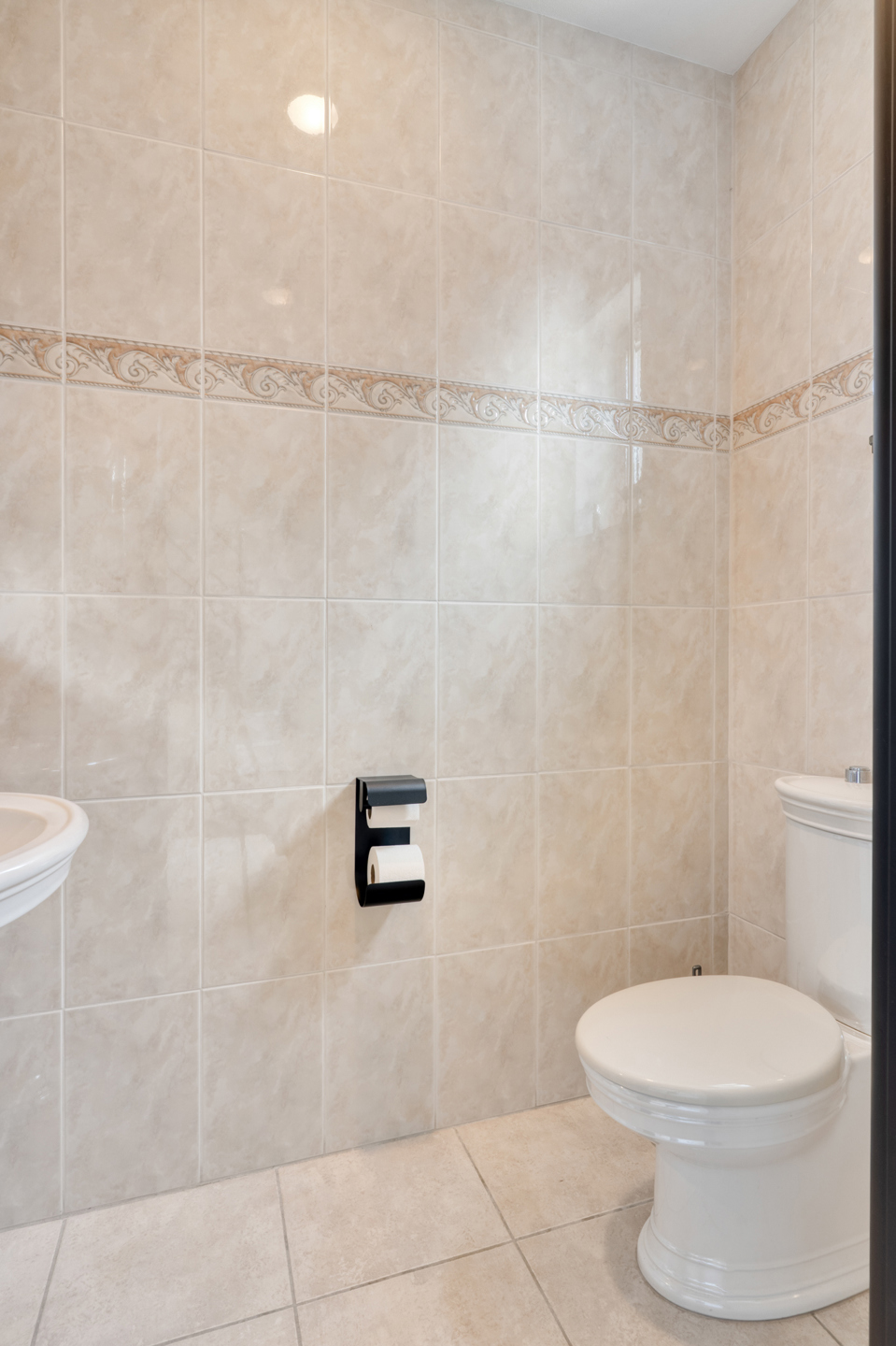 Ruime energiezuinige villa met binnenzwembad op 20 are - foto 5