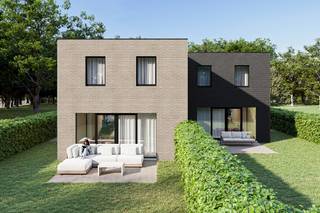 <p><strong>Heiend 31A is de linkse woning in donkerdere gevelsteen met o.a lichtrijke woonkamer met open keuken, drie slaapkamers, bureau, badkamer met ligbad, inloopdouche, dubbel lavabomeubel en toilet.<br /><br />Nieuwbouwproject Heiend – 2 nieuwbouwwoningen in Lille</strong></p>
<p>Ontdek dit nieuwbouwproject in Lille. Een frisse, eigentijdse woonplek waar rust en modern comfort samenkomen. Aan Heiend 31A en 31B verrijzen twee energiezuinige nieuwbouwwoningen die ontworpen zijn met oog voor architecturale eenvoud, warme materialen en een overvloed aan natuurlijk licht. De ligging in een doodlopend straatje dat Heiend met Moleneind verbindt, zorgt voor een bijzonder rustige woonervaring, terwijl het centrum van Lille slechts een korte wandeling verwijderd is.</p>
<p><strong>Samenvatting</strong></p>
<p>Dit kleinschalige project omvat twee moderne BEN‑woningen, elk met drie volwaardige slaapkamers, een lichtrijke leefruimte met open keuken en een extra bureau‑ of hobbyruimte. De volledig aangelegde private tuin vormt een groene verlenging van de leefruimte, terwijl een praktische berging extra comfort biedt. Dankzij de doordachte indeling, kwalitatieve materialen en energiezuinige technieken geniet u hier van een woning die zowel functioneel als stijlvol is.</p>
<p><strong>Leven in het groen van Lille</strong></p>
<p>Wonen aan Heiend 31A en 31B betekent kiezen voor een plek waar het dagelijkse leven moeiteloos samenvalt met rust en natuur. Op wandel- en fietsafstand vindt u winkels, scholen, horeca en andere voorzieningen. Tegelijkertijd ligt de groene omgeving uitnodigend klaar voor wie graag wandelt, fietst of gewoon geniet van de buitenlucht. Deze combinatie van centrale ligging en serene woonomgeving maakt het project bijzonder aantrekkelijk voor gezinnen en koppels die op zoek zijn naar comfortabel wonen in Lille.</p>
<p><strong>Licht, lucht & leefkwaliteit</strong></p>
<p>Bij het ontwerp van de woningen werd veel aandacht besteed aan een praktische indeling en een aangenaam ruimtegevoel. Op het gelijkvloers bevindt zich een ruime en lichtrijke leefruimte met een open keuken. Grote raampartijen zorgen voor een maximale lichtinval en creëren een directe verbinding met de achterliggende tuin.</p>
<p>Op de eerste verdieping beschikken beide woningen over drie volwaardige slaapkamers en een comfortabele badkamer met zowel een ligbad als een douche. Daarnaast is er een extra ruimte voorzien die perfect kan ingericht worden als bureau, speelkamer of logeerkamer. Een praktische berging biedt bijkomende opbergruimte.</p>
<p><strong>Buitenruimte</strong></p>
<p>Elke woning beschikt over een volledig aangelegde private tuin die rechtstreeks aansluit op de leefruimte. Dankzij de grote raampartijen vloeien binnen- en buitenruimte mooi in elkaar over en geniet u van veel natuurlijk licht en een aangenaam uitzicht op het groen.</p>
<p><strong>Duurzaamheid en energiezuinigheid</strong></p>
<p>Deze bijna-energieneutrale nieuwbouwwoningen worden uitgerust met duurzame technieken die zorgen voor een optimaal wooncomfort en een laag energieverbruik. De woningen beschikken over vloerverwarming in combinatie met een lucht/water warmtepomp met actieve koeling.</p>
<p>Daarnaast worden de woningen voorzien van individuele zonnepanelen, waardoor u een deel van uw eigen energie opwekt en uw energiekosten aanzienlijk verlaagt. Het ventilatiesysteem C+ zorgt continu voor een gezonde luchtkwaliteit dankzij de automatische aanvoer van verse lucht en de afvoer van vervuilde binnenlucht.</p>
<p>Door de combinatie van deze energiezuinige technieken investeert u in een duurzame en toekomstgerichte woning met een lagere energiefactuur en een uitzonderlijk hoog wooncomfort.</p>
<p><strong>Beschermd als koper</strong></p>
<p>De verkoop van dit nieuwbouwproject geschiedt onder de Wet Breyne. Dit garandeert de koper uitgebreide bescherming en ontneemt alle risico's. U betaalt in schijven naarmate de werken vorderen.</p>