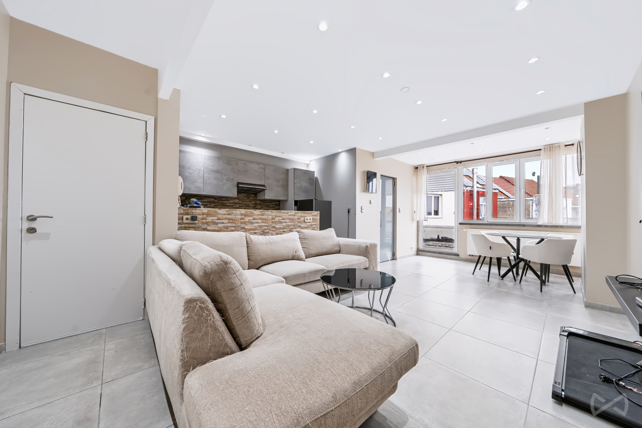 Appartement à vendre à Molenbeek-Saint-Jean avec 1 chambre - photo 1