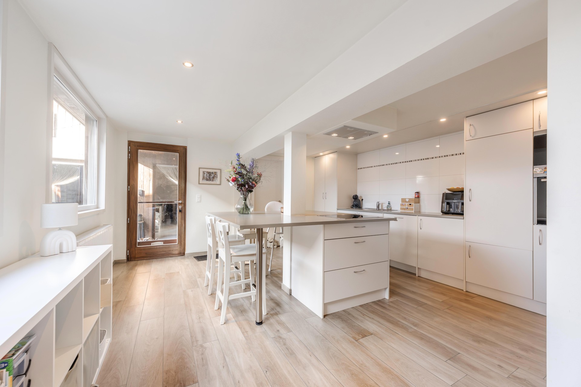 GERENOVEERDE LEUKE RIJWONING MET 3 SLAAPKAMERS EN PRAKTIJKRUIMTE TE KOOP IN DESSELGEM🏡 - foto 5