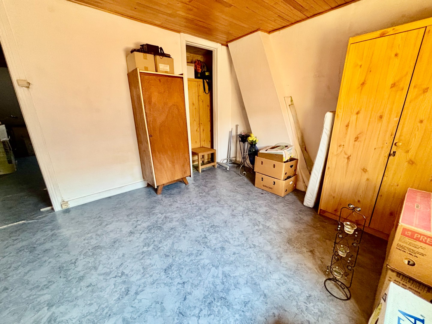 Gezellige instapklare gezinswoning met 4 slpkmrs en ruime tuin - foto 4