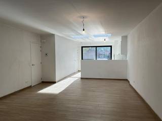 BEZOEK AANVRAGEN ENKEL MOGELIJK VIA VOLGENDE LINK: https://verlinden.mijnhuurprofiel.be/property/ab6c3835-8a55-4e51-a644-4bbc72294510Deze...