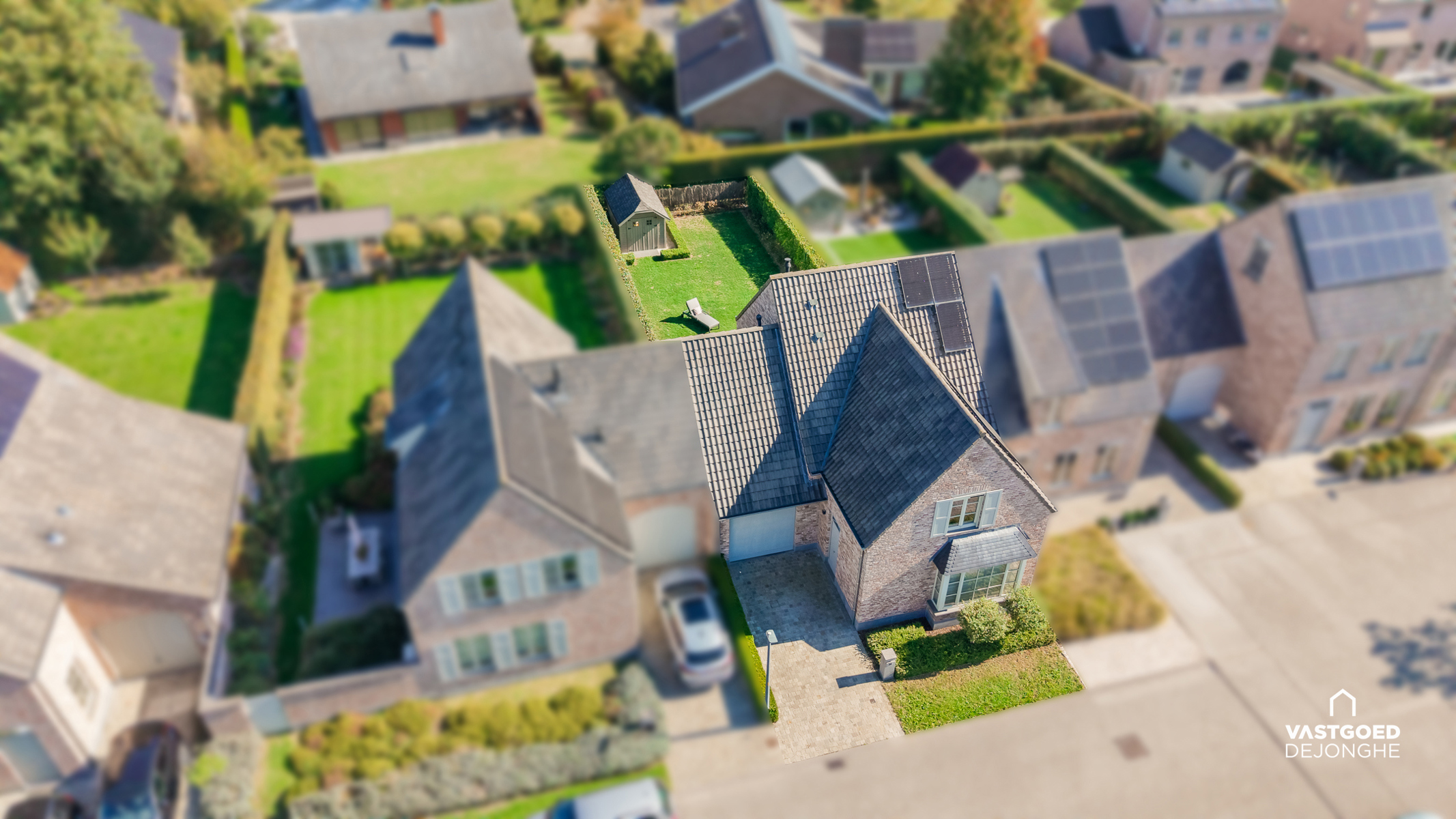 Lichtrijke, ruime en instapklare woning nabij het centrum van De Pinte - foto 1