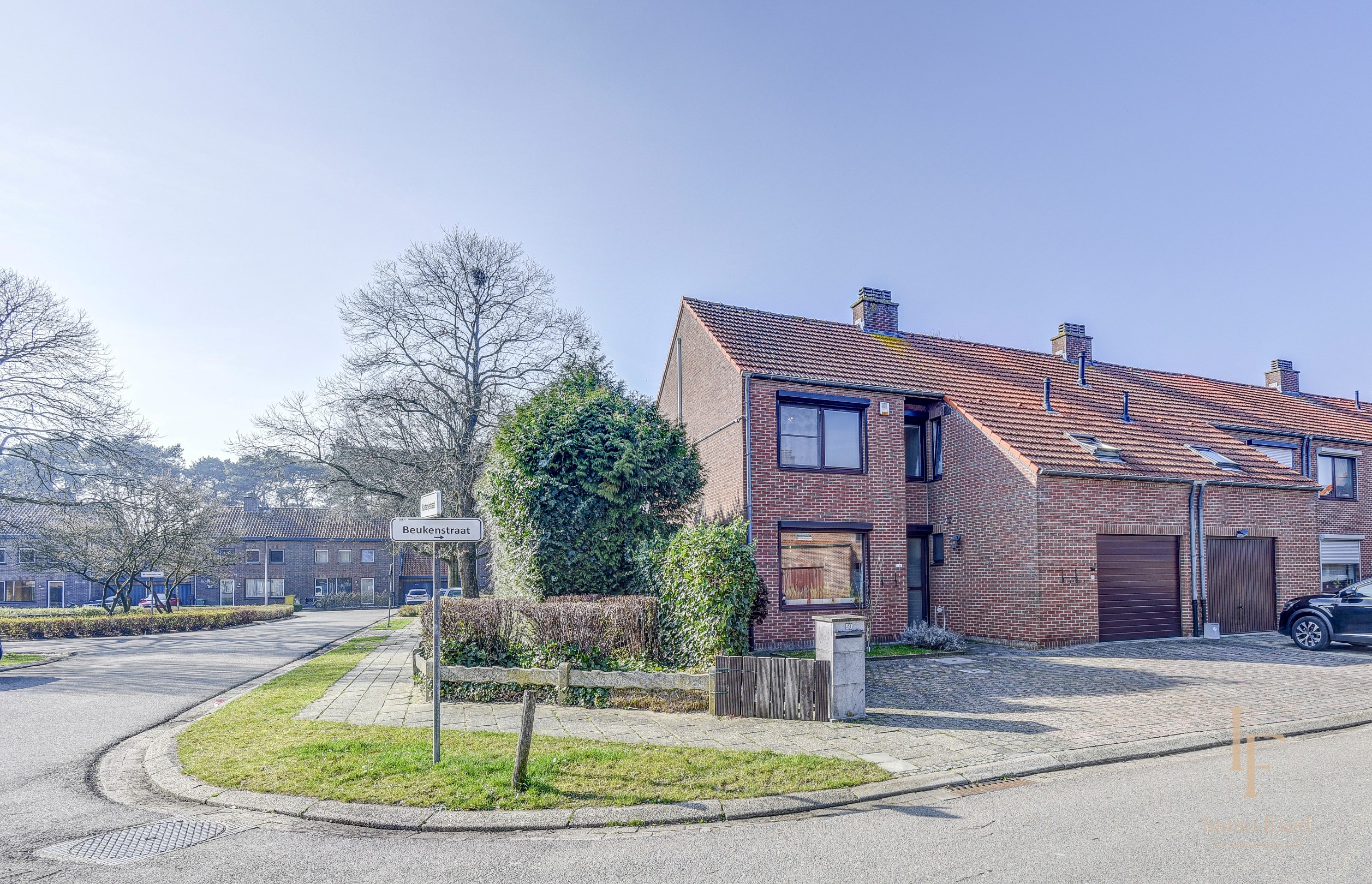 Charmante gezinswoning met groot terras en tal van mogelijkheden! - foto 2