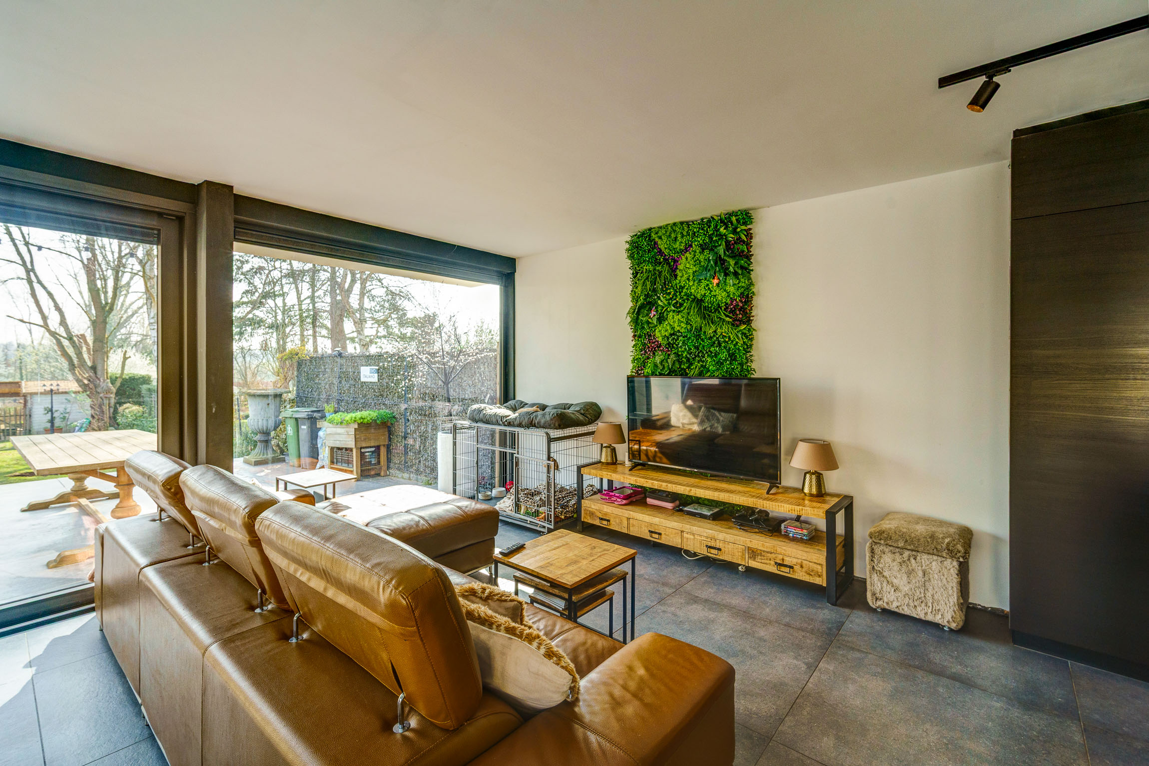 Ruime woning met garage, groot terras en drie SLPK in Ranst - foto 5