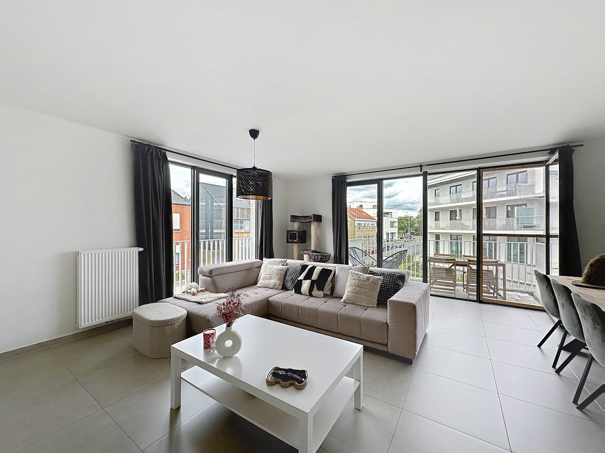 2 bedroom apartment with lovely terrace for rent in Sint-Michiels - photo 1