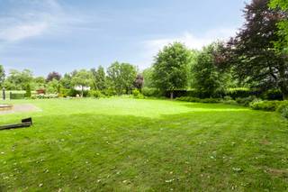 Ben je op zoek naar een ruime en unieke locatie om jouw droomhuis te bouwen? Deze prachtige bouwgrond van 1544 m² biedt alle mogelijkheden voor...