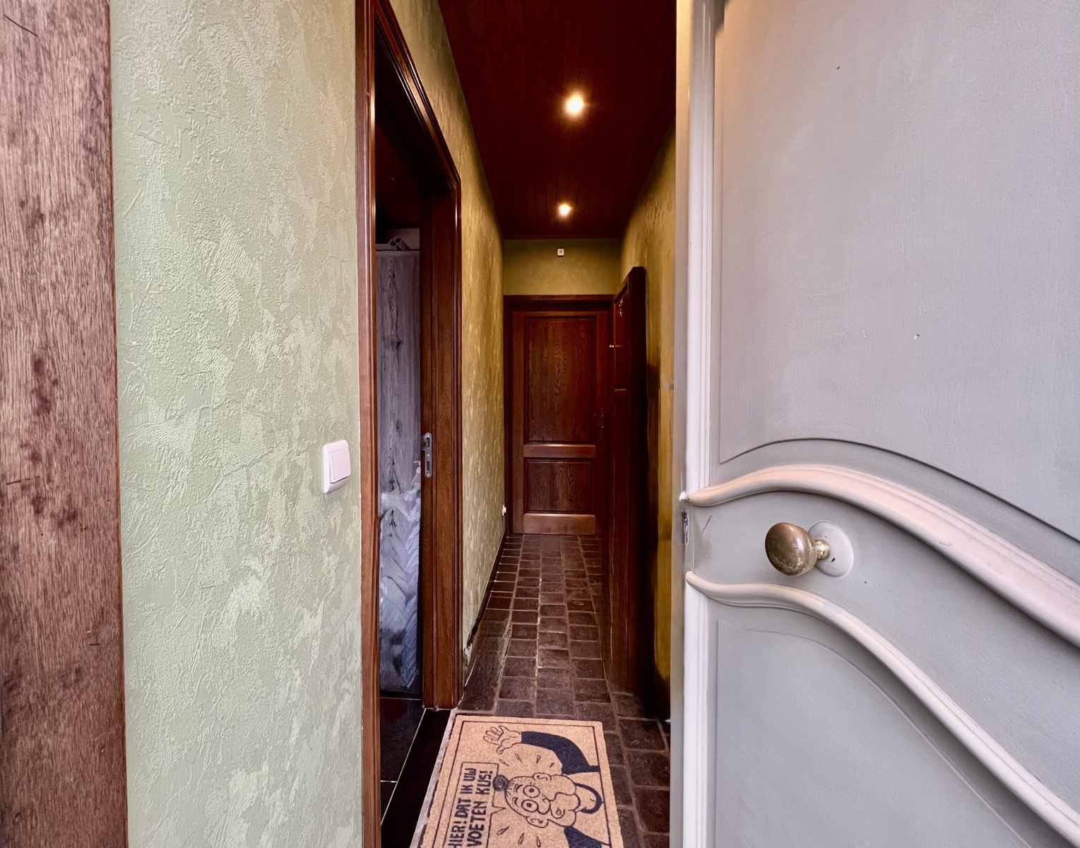 Solide woning met zeer gunstige ligging. - foto 2