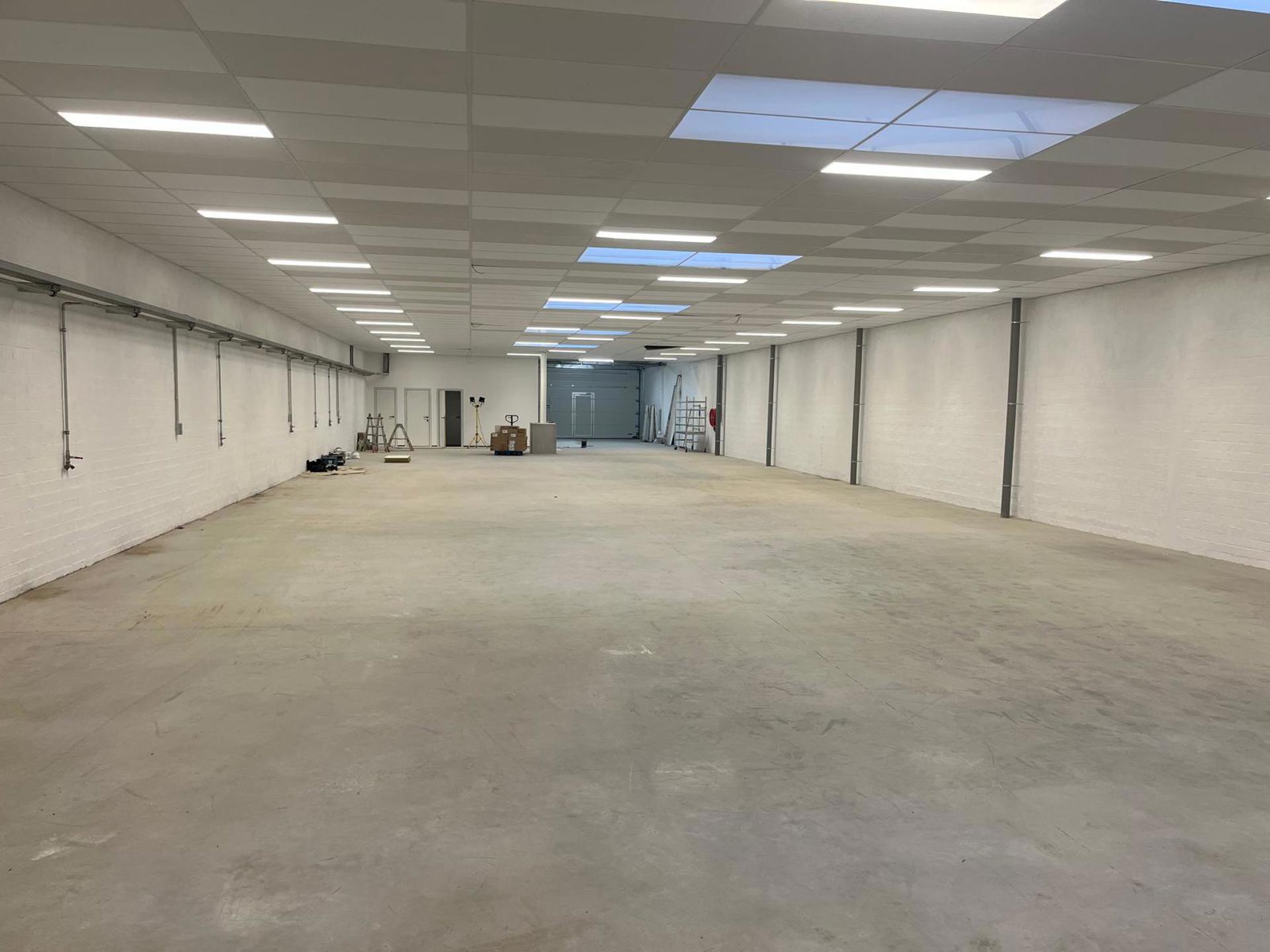 Polyvalent bedrijfsgebouw met werkplaats en kantoor Deurne - foto 5