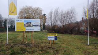 Wonen in Lichtervelde, aan de Brugsebaan, betekent kiezen voor een centrale ligging met uitstekende bereikbaarheid. Dit mooie perceel ligt op...