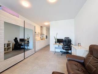 Are you looking for a hip base on the outskirts of the city? This modern studio on the Left Bank offers you the perfect combination of peace,...