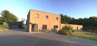 NIEUW BIJ ANIMO VASTGOED! TWEEWOONST OP RUSTIGE LOCATIECHARMANTE WONING MET GASTENVERBLIJF EN GROTE GARAGE IN DIEPENBEEKOp zoek naar rust, ruimte en...