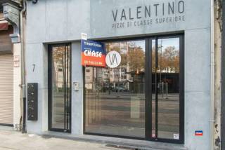 ANTWERPEN (CENTRUM) | TRADEMARKING SPACE ON CIRCA 150m² | NUMBER OF POSSIBILITIES | FOREIGN PIZZERIA | CENTRALLY LOCATED IN THE CENTRUM OF ANTWERPEN...