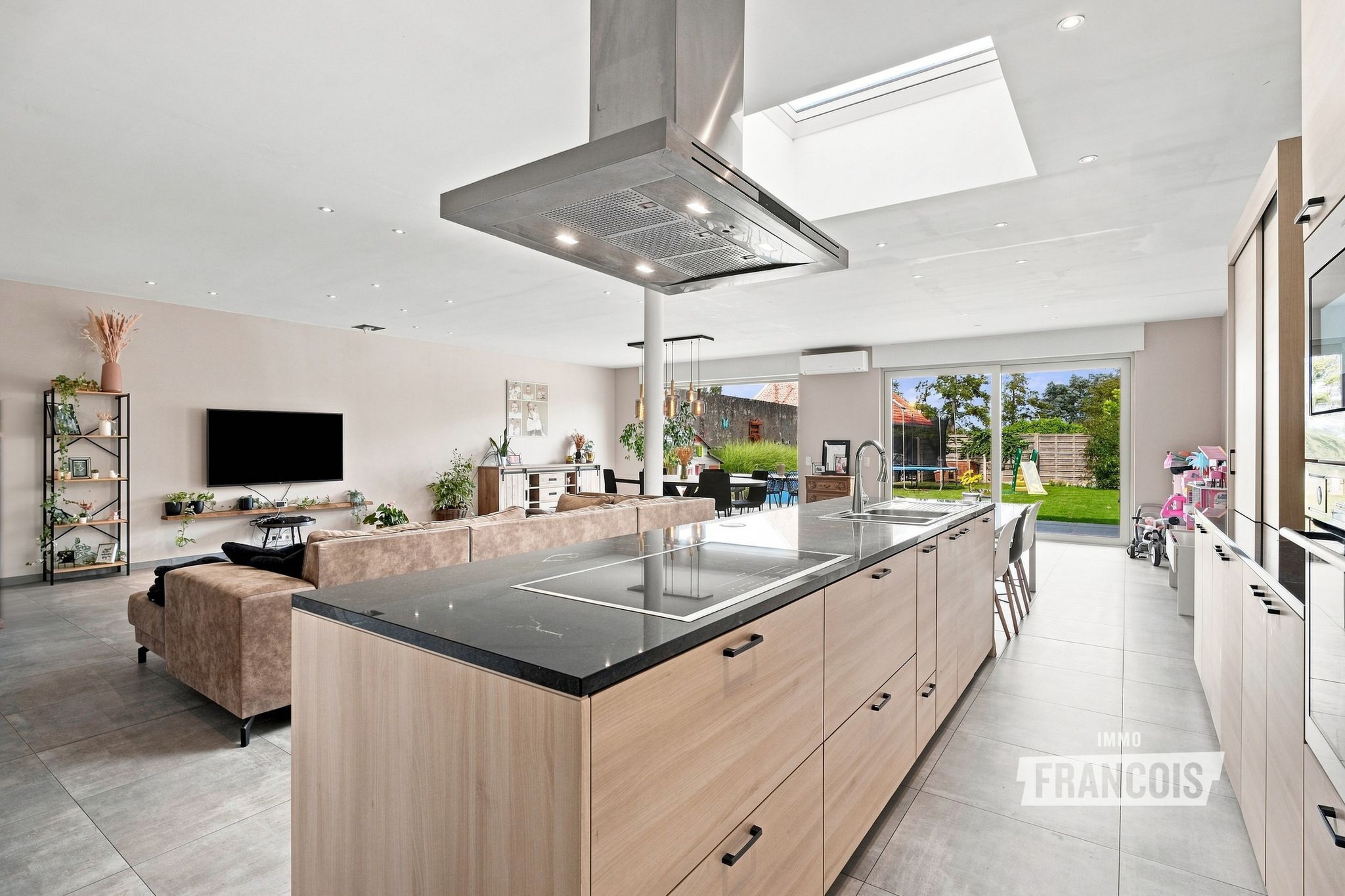 House for sale in Proven with 4 bedrooms - photo 4