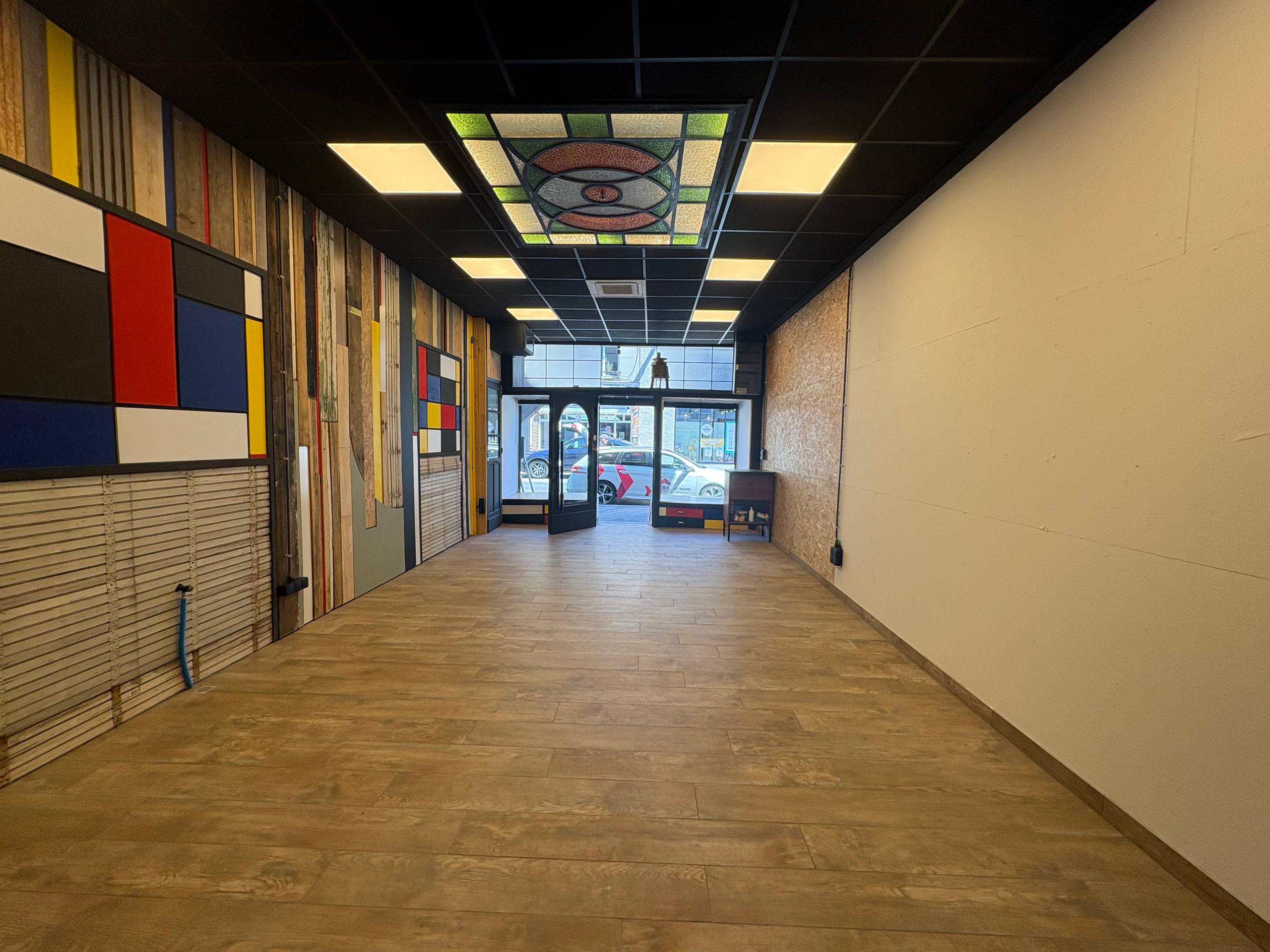 Ruime handelspand + (woonst) te huur in Menen - foto 3