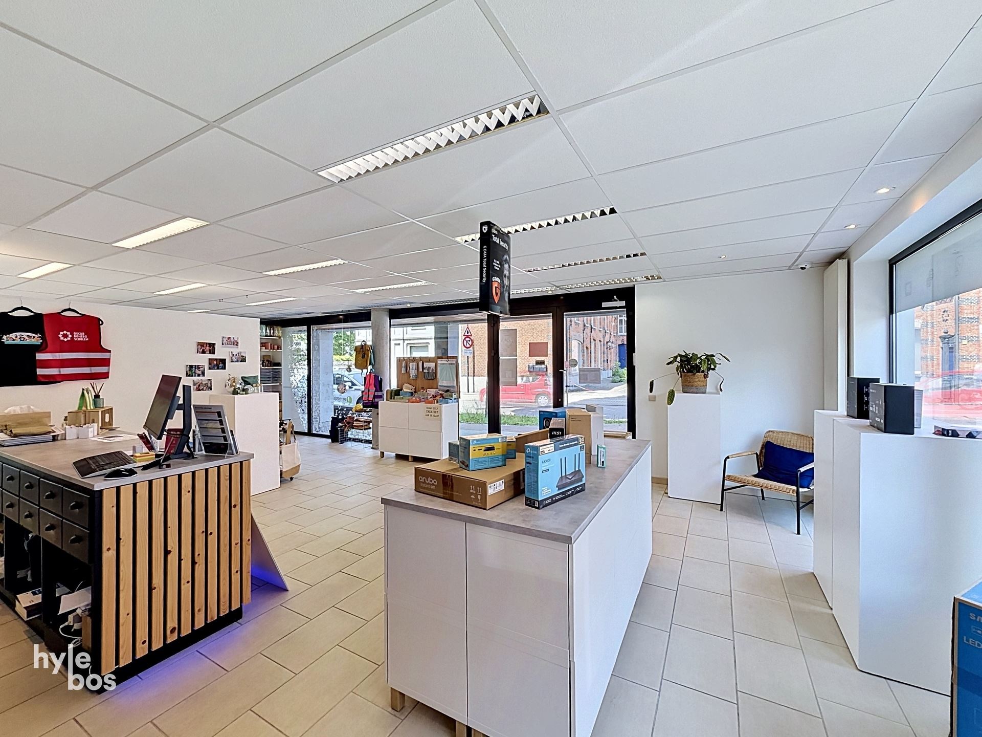 Winkelruimte in commercieel centrum van Belsele - foto 5
