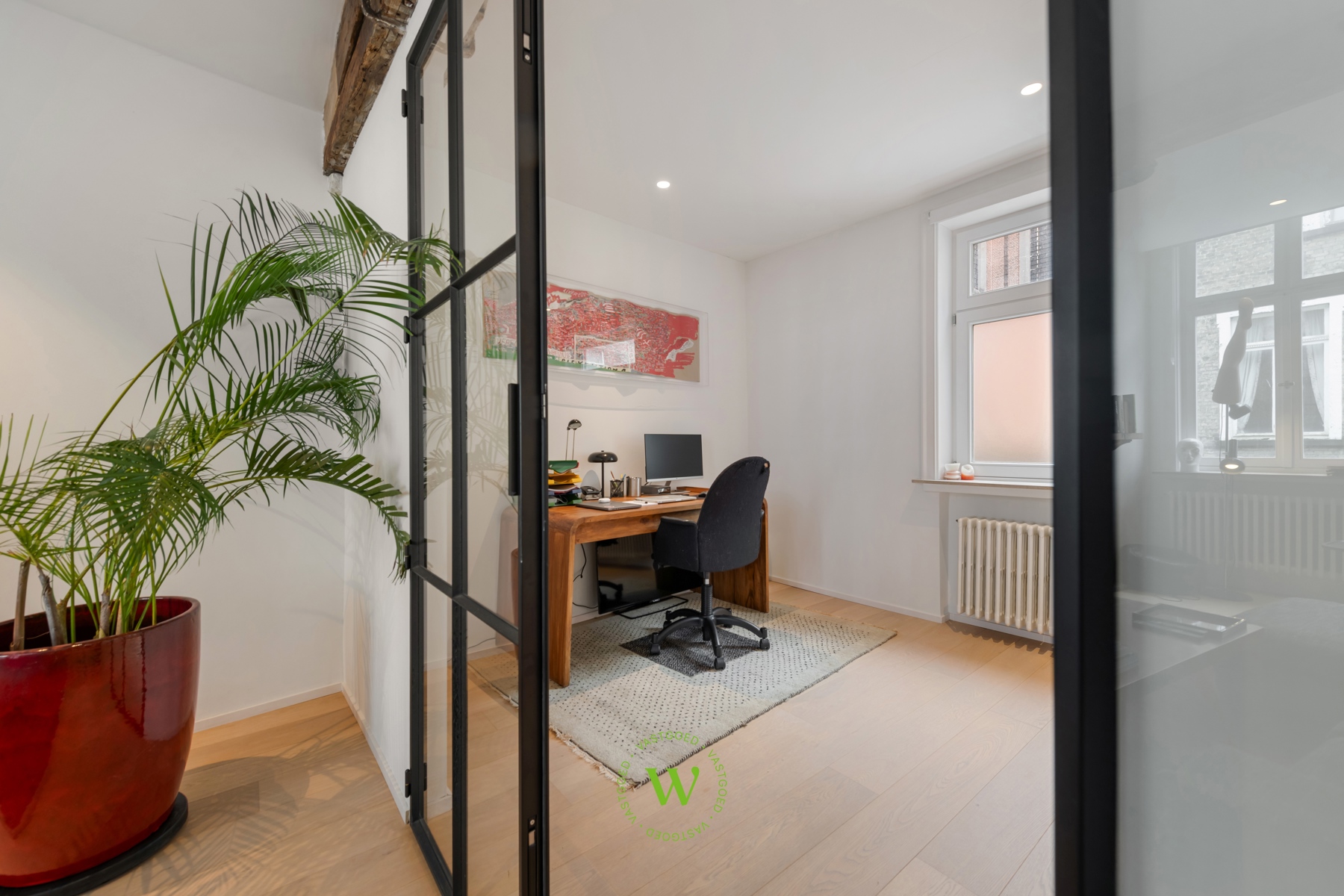Karaktervolle bel-étagewoning op een toplocatie in Brugge. - foto 3