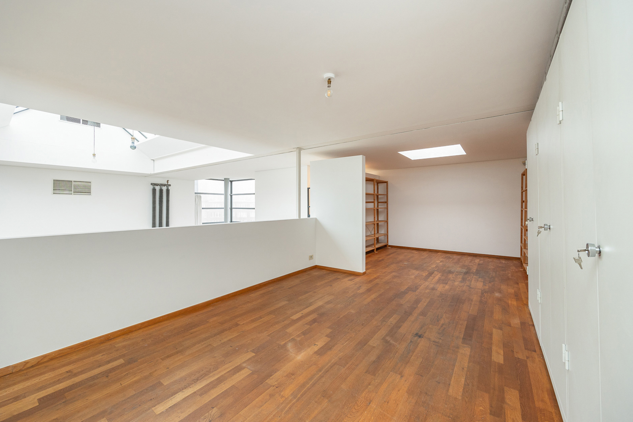 WILRIJK - Modernistisch huis op centrale locatie - foto 3