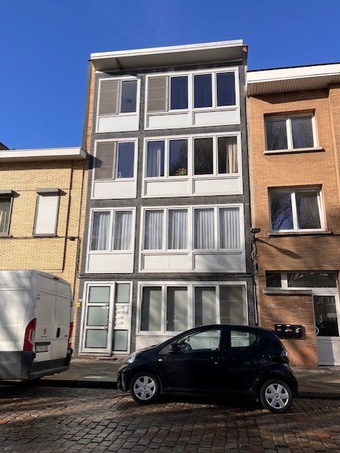 Gerenoveerd appartement met 2 slaapkamers in Antwerpen, standaard afwerking, energielabel B, 76m² bewoonbare oppervlakte - foto 1