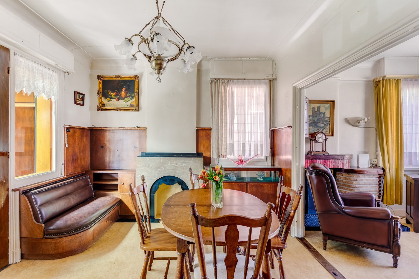Te renoveren, geklasseerde art deco woning met 3 slpk, ruime zolder en Z-tuin - foto 5