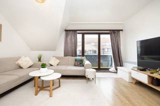 ANDERLECHT, quartier Sylvain Dupuis, à proximité des transports en commun, beau duplex de ± 96m² habitables situé au 4e et 5e étage d'un...