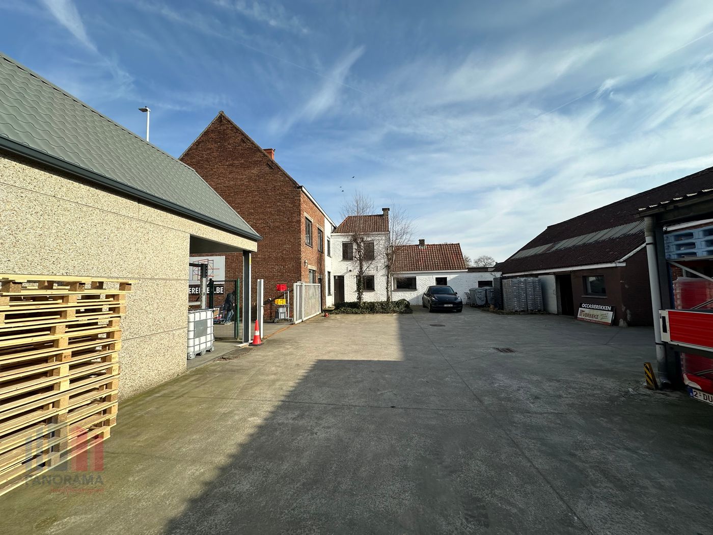 Unieke opportuniteit langs de Kortrijkseweg in Waregem – wonen en werken combineren op toplocatie! - photo 4