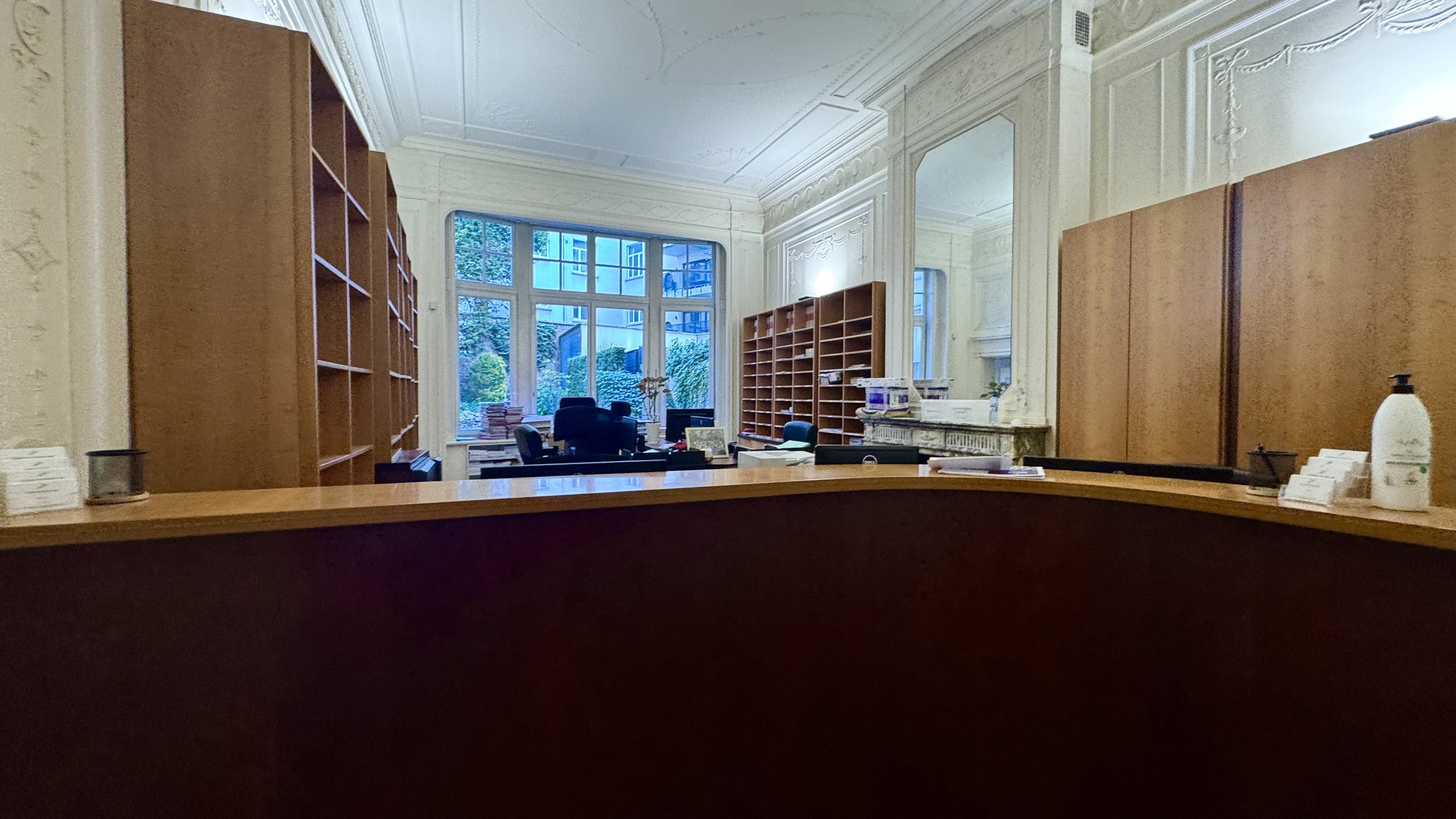 Te huur – Kantoorgebouw met tuin – 1.300 m² – Louizalaan 126, Brussel - foto 4