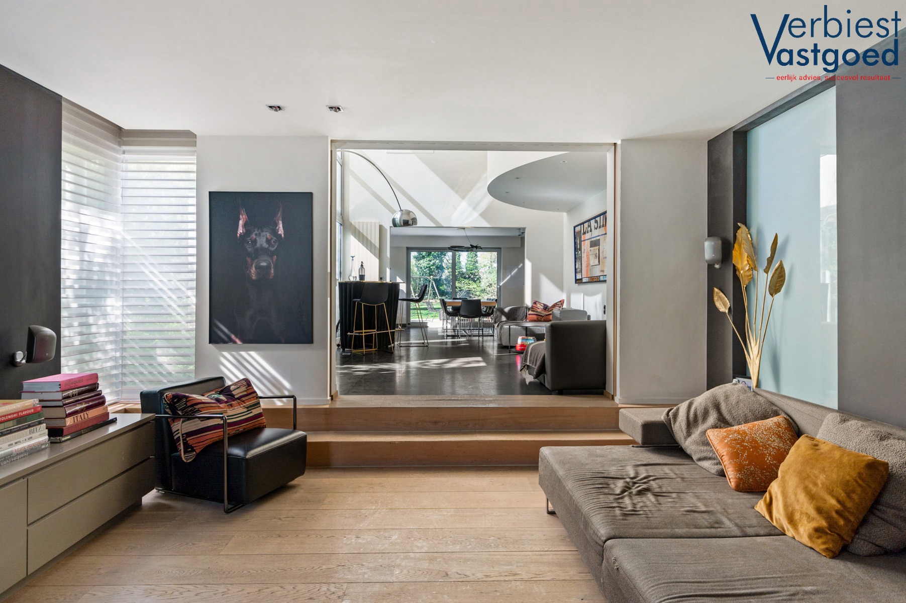 Exclusieve en lichtrijke villa met tuin op toplocatie - foto 3