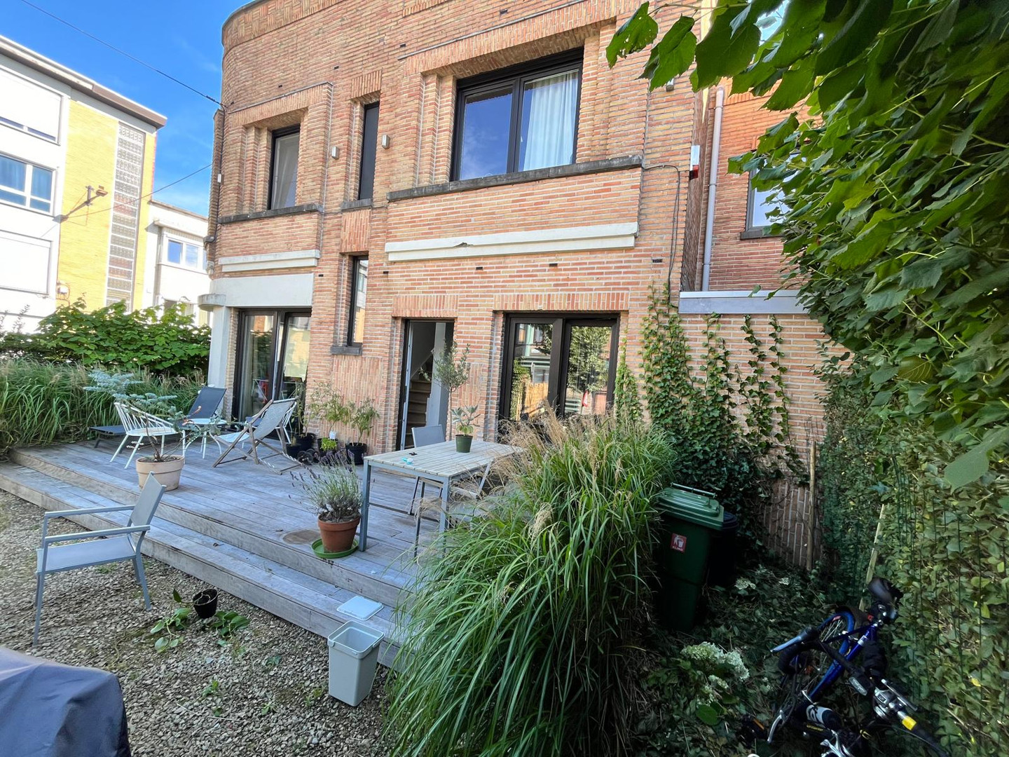 Woning met terras en twee slaapkamers op wandelafstand van Gent Sint-Pietersstation - foto 1