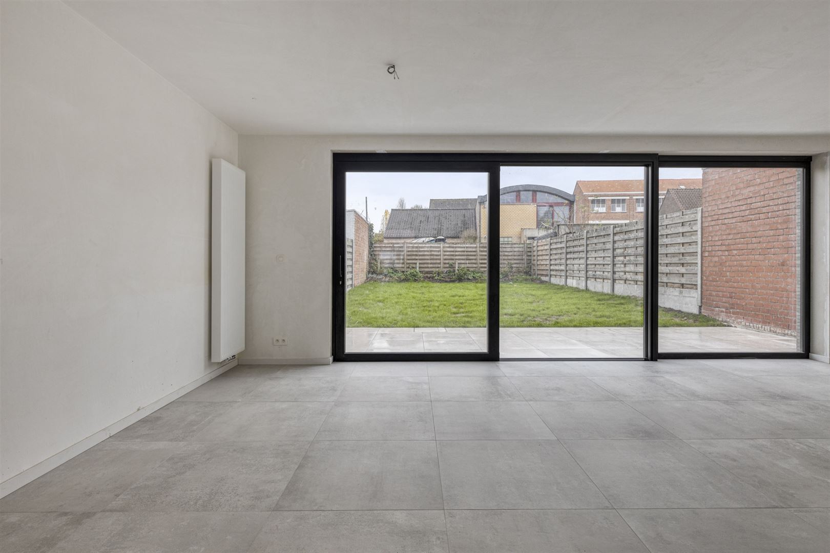 Rustig gelegen nieuwbouw woning met zonnige tuin en 4 slaapkamers. - foto 4