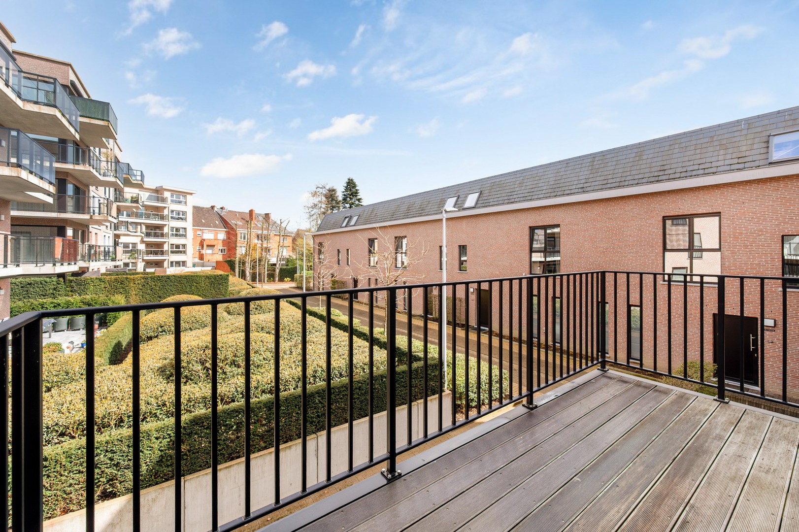 Knap en recent 2 slkmr appartement in lofstijl (ca 123m2) pal in het centrum! - foto 3