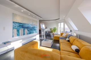 Quel penthouse exceptionnel ! Situé dans un emplacement Triple-A à Nieuport-Bains, ce bien unique occupe l’entièreté du dernier étage de la...