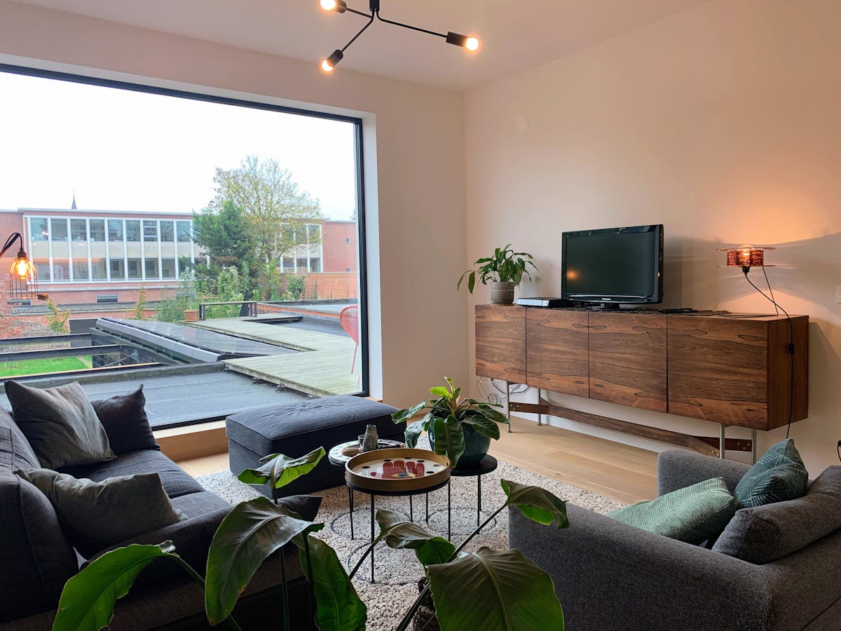 Prachtig gerenoveerde appartement te koop met uitweg - foto 4