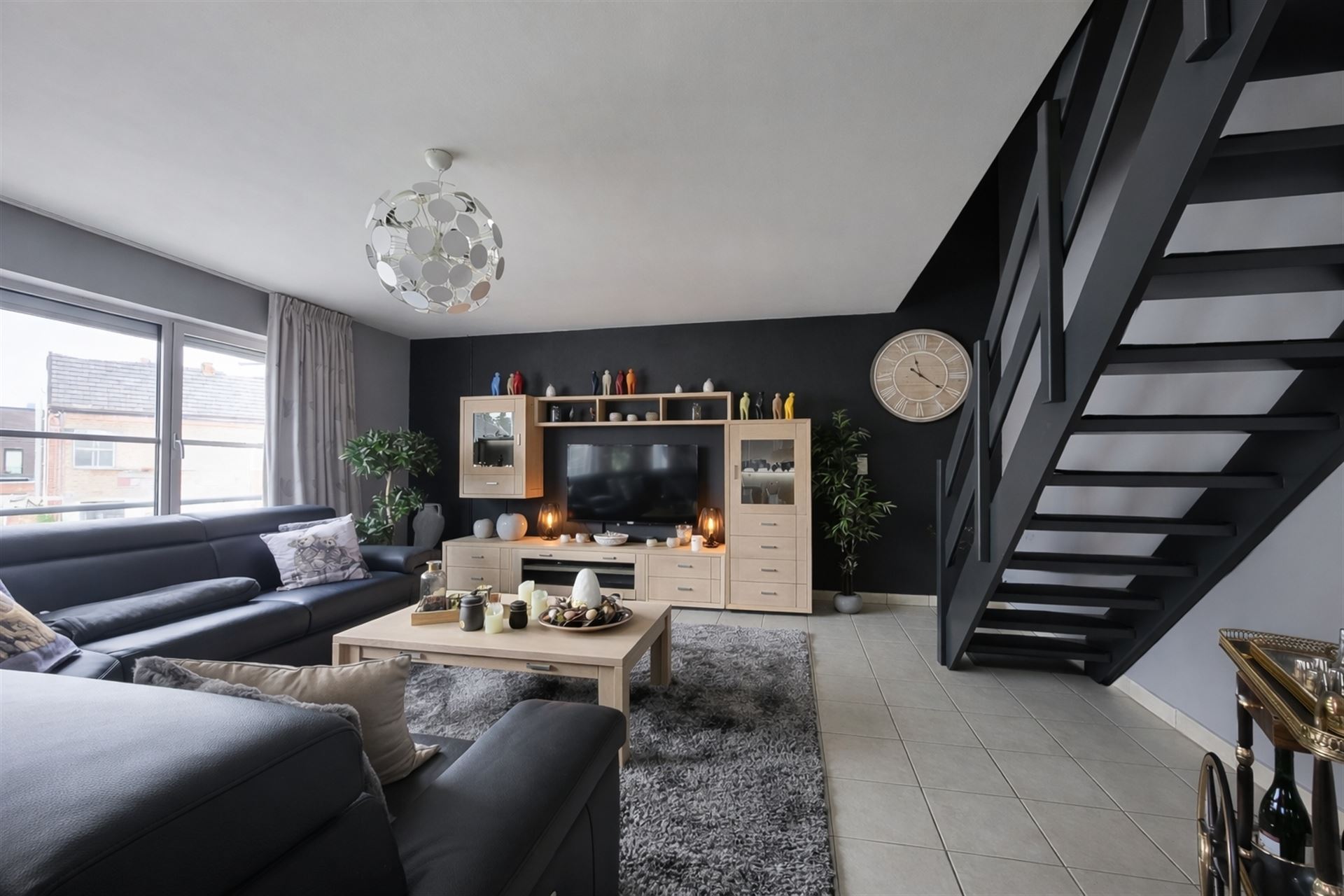 Instapklaar duplex appartement met terras en ondergrondse garage op steenworp van Hasselt centrum - foto 4