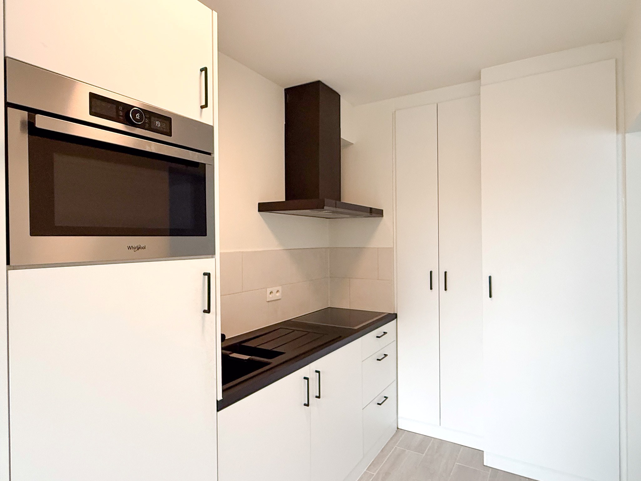 Appartement met 2 slaapkamers op centrale ligging in Beveren - foto 4