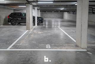 Garage for sale in Bruges