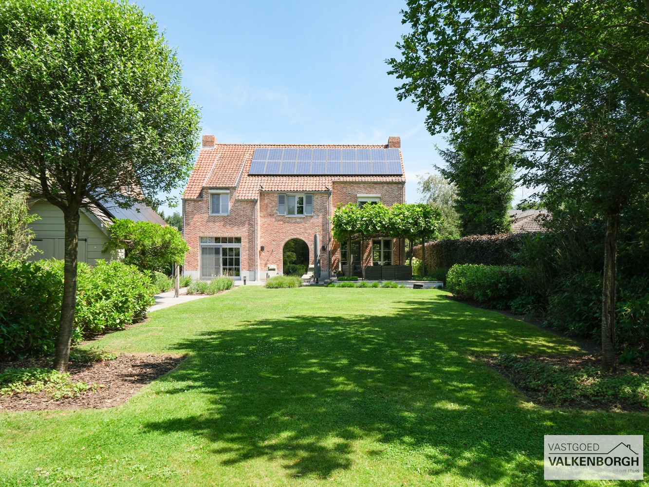 Karaktervolle villa met ruime tuin en uitzonderlijke mogelijkheid tot aankoop van aanpalende weidegrond (1,12 ha). - foto 5