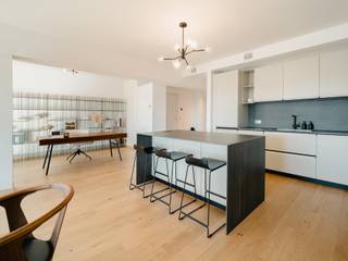 Op de Louizalaan, in het hart van Brussel, in een volledig gerenoveerd gebouw, biedend een conciërge, gestoffeerd appartement gelegen op de...