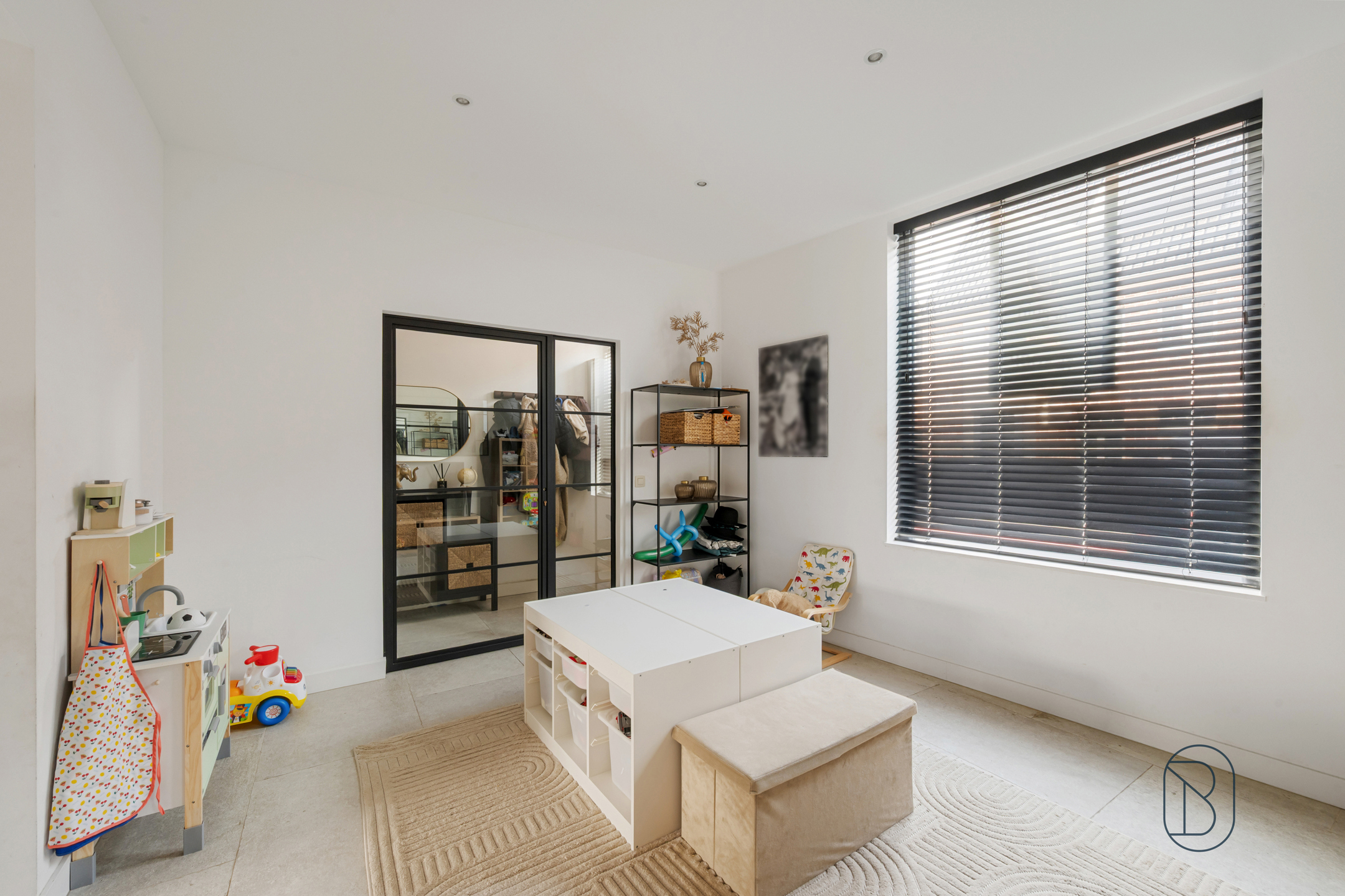 Mooi gerenoveerde woning met zicht op de Kluisberg - foto 2