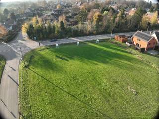 Bouwgrond te koop in Tessenderlo!Mooie open bouwgrond (lot 3) te koop in TessenderloDeze aantrekkelijke vergunde bouwgrond in een verkaveling van 3...