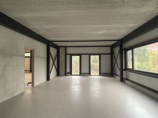 Commercial for rent in Boom