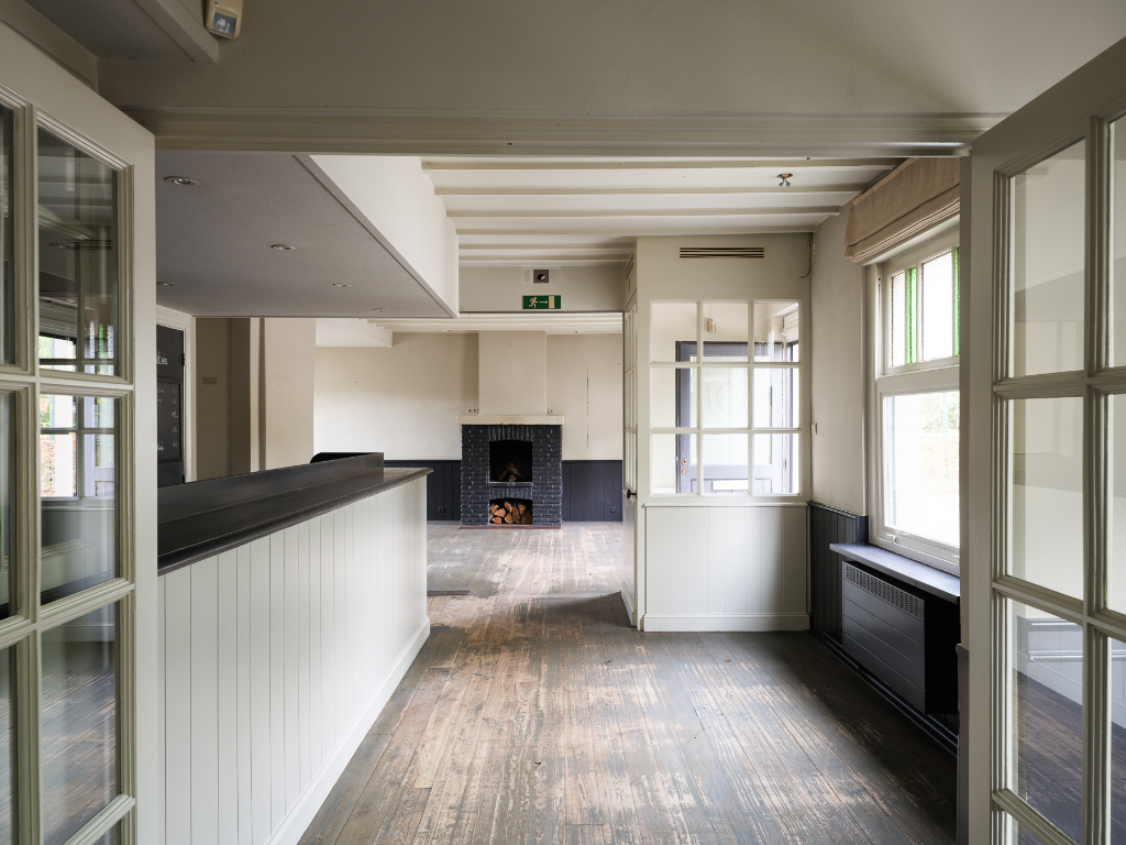 Exceptional hospitality property with prime location in Sint-Martens-Latem - photo 3