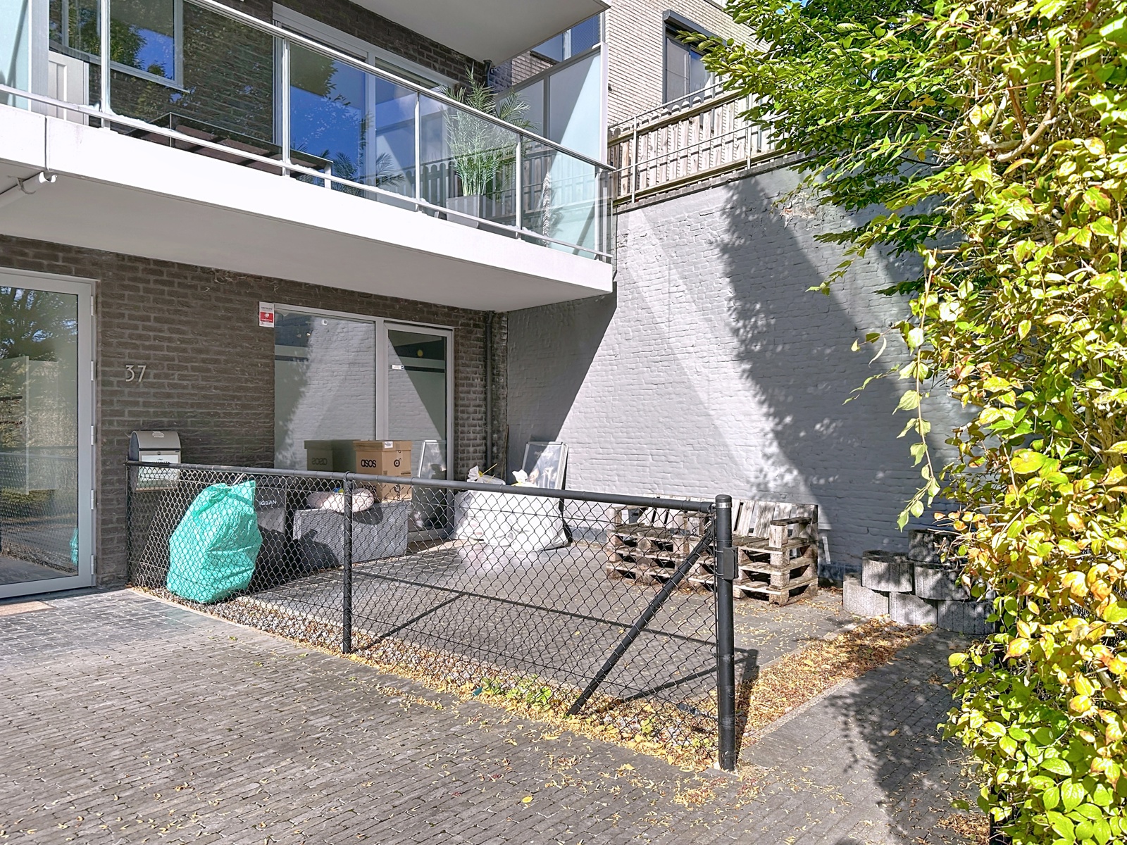 Handelsruimte te koop in centrum Aartselaar – met ruime vitrine en A-label EPC - foto 5