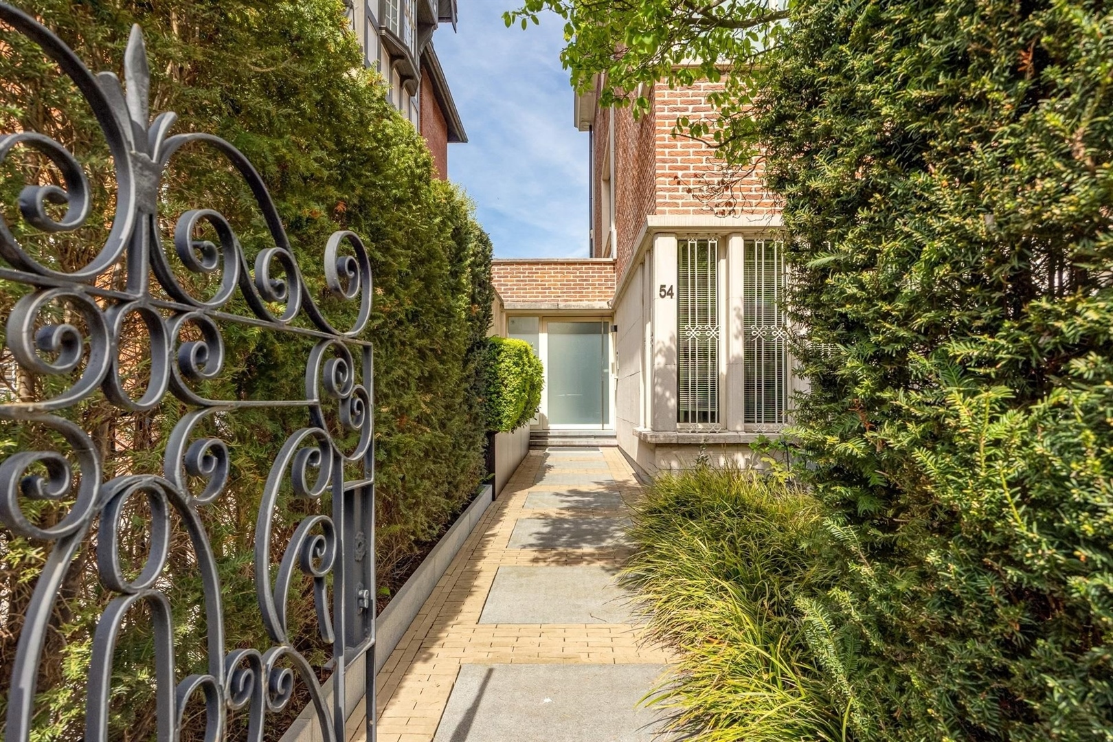 Van Putlei ∣ Magnifique maison de maître avec jardin et garage - photo 2