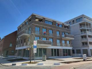 ENERGIEZUINIG, LUMINEUS EN KWALITATIEF HOEKAPPARTEMENT MET 1 SLAAPKAMER, GROOT WEST-GEORIËNTEERD TERRAS 11M², ONDERGRONDSE AUTOSTAANPLAATS...