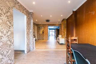 [[ DIT PAND NEEMT DEEL AAN DE ERA OPEN HUIZEN DAG OP 6/12 VAN 13:00 TOT 14:00 ]]Ben je op zoek naar een woning die je volledig naar eigen smaak kan...