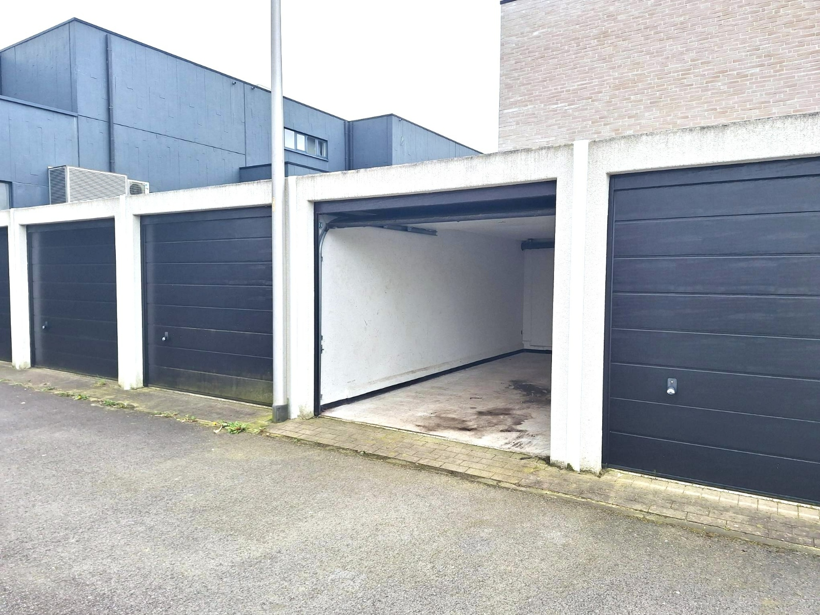 Garage à louer à Kortemark - photo 3