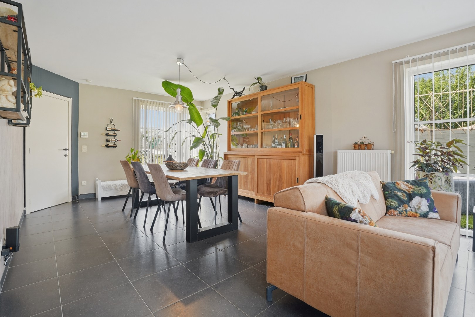 Energiezuinige halfopen bebouwing op toplocatie in Diksmuide op 446 m². - foto 5